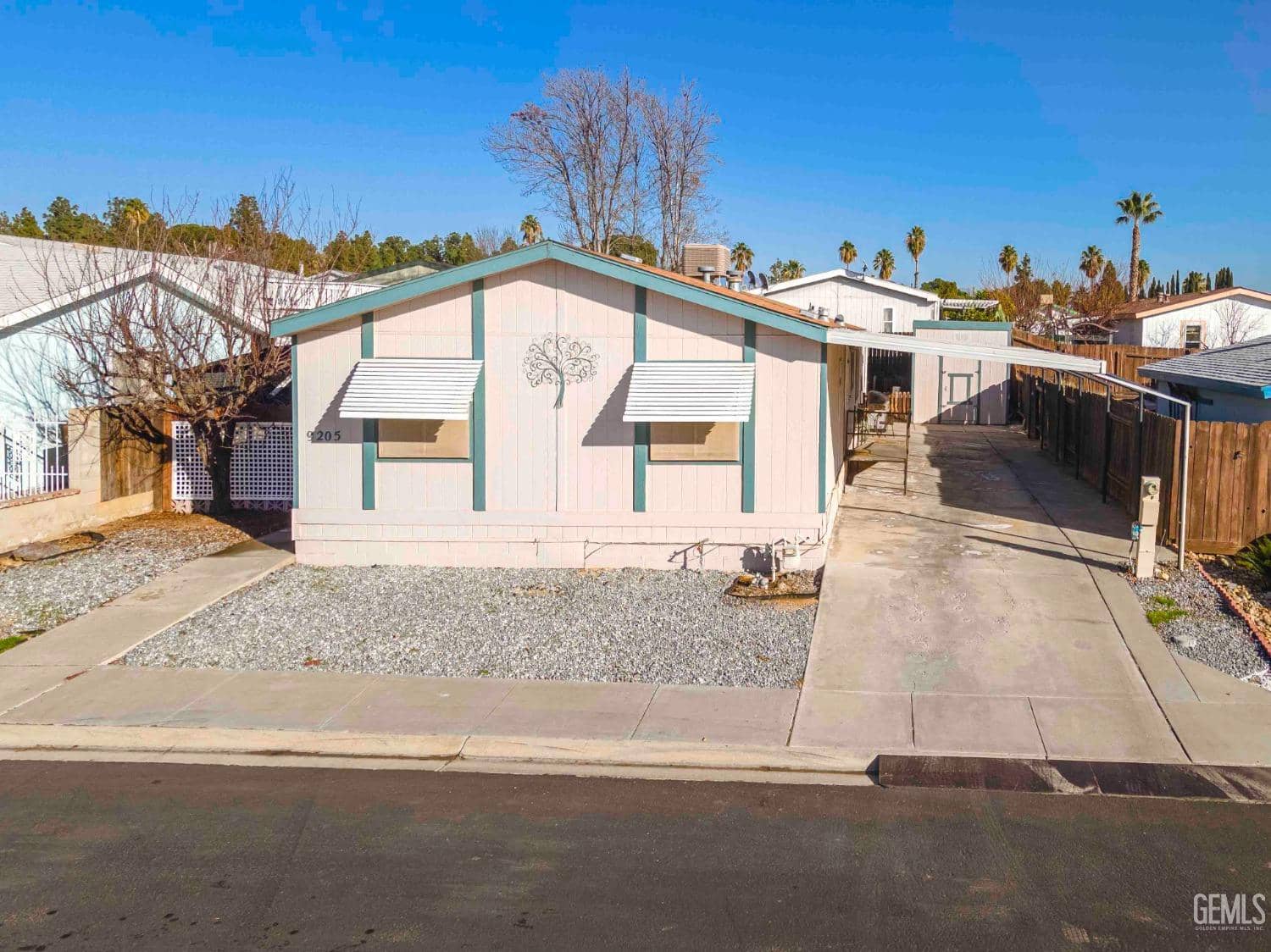 9205 Eastwind Circle — photo 3
