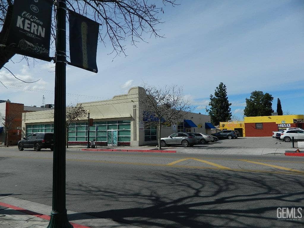1124 Baker Street — photo 4