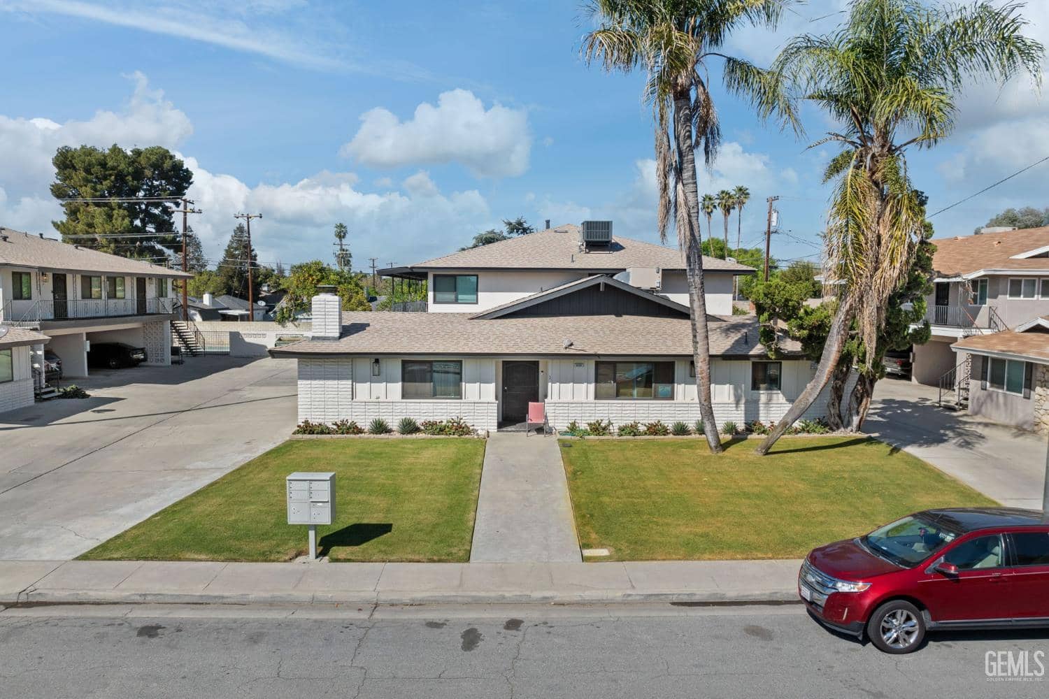 6206 Stockdale Highway — photo 4
