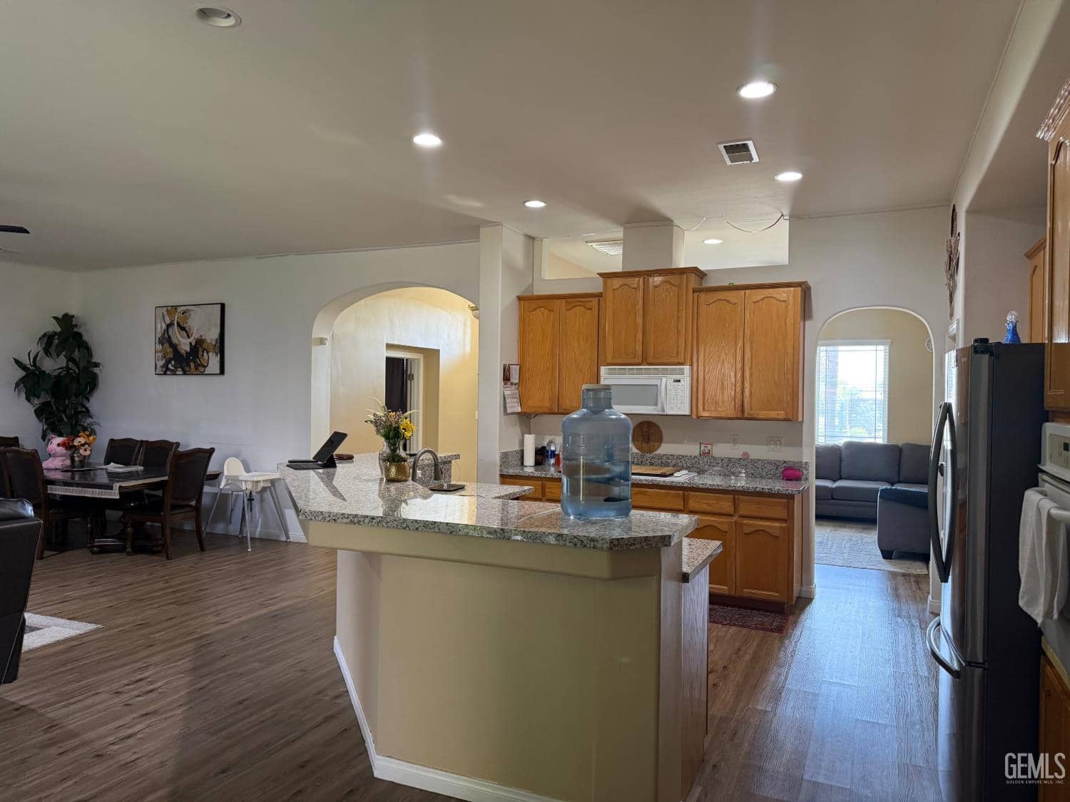 9507 Lake Victoria Drive — photo 4