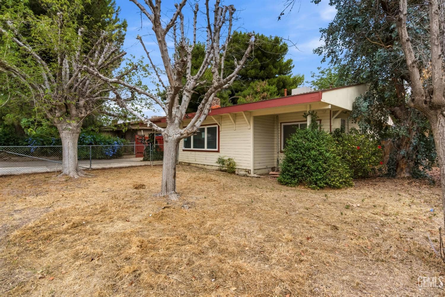 361 Golden Drive — photo 5