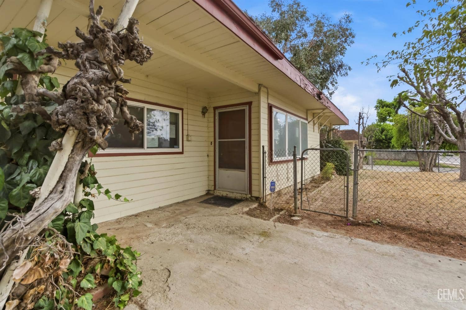 361 Golden Drive — photo 4