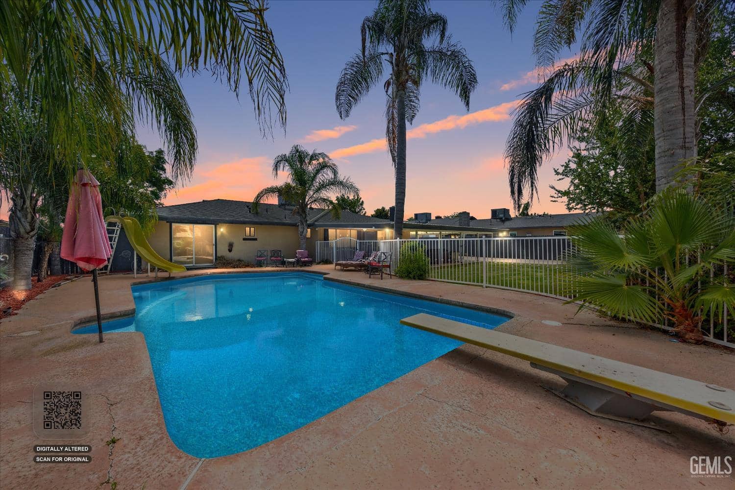 1913 Kathryn Court — photo 2