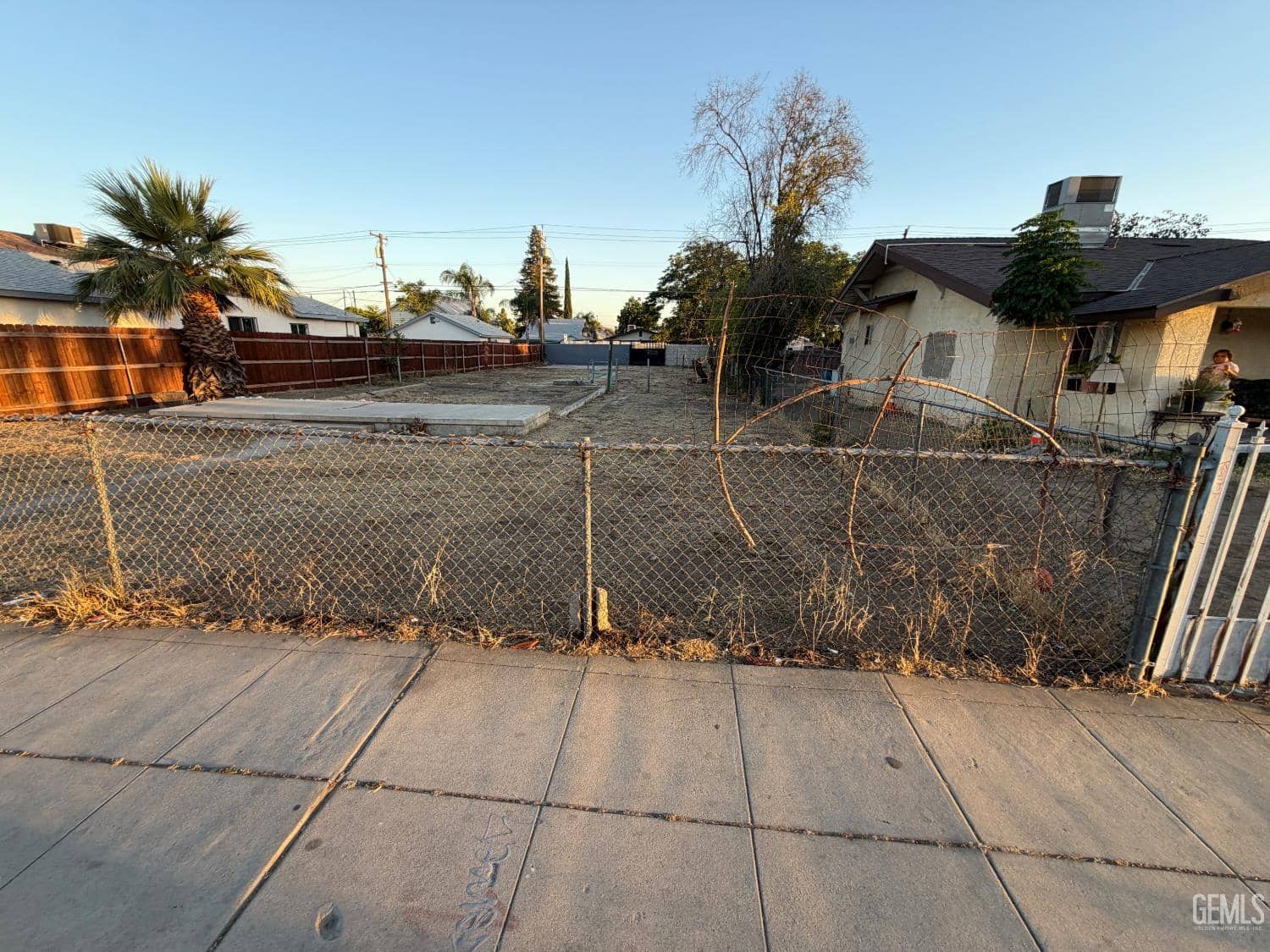 1221 Niles Street — photo 3
