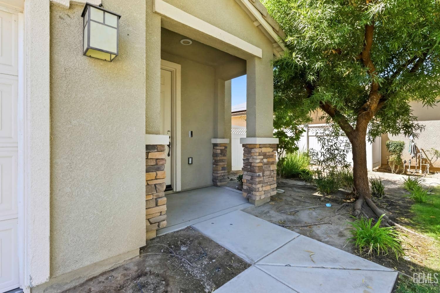 23 White Alder Drive — photo 3
