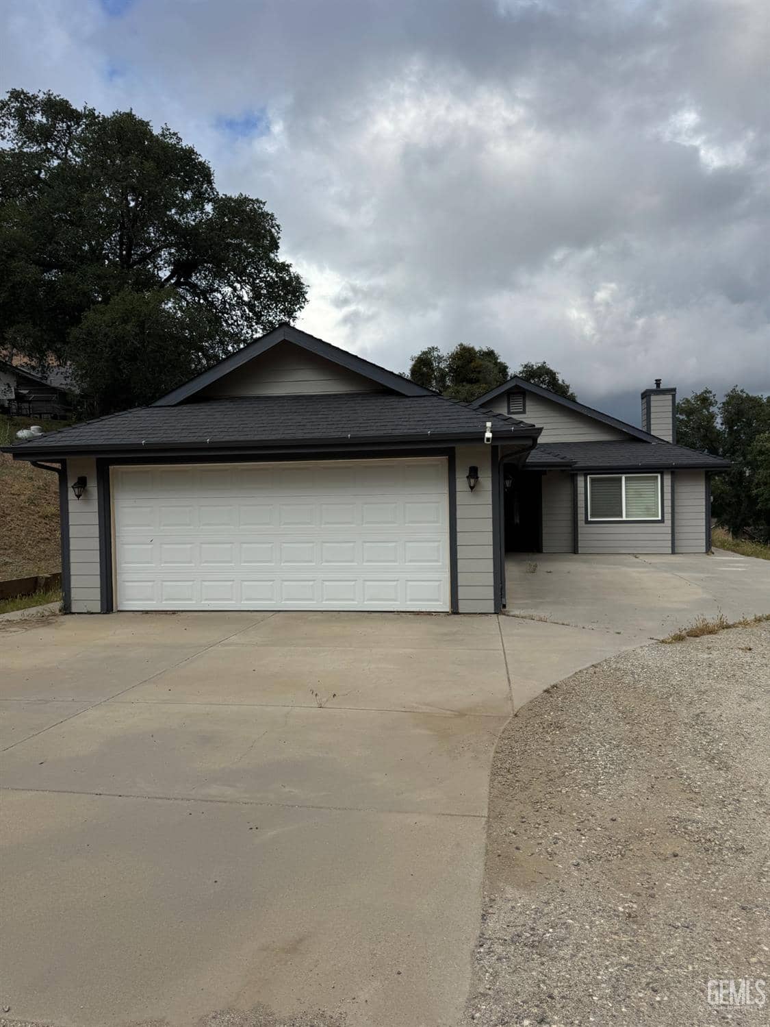 22477 Zurich Drive — photo 2
