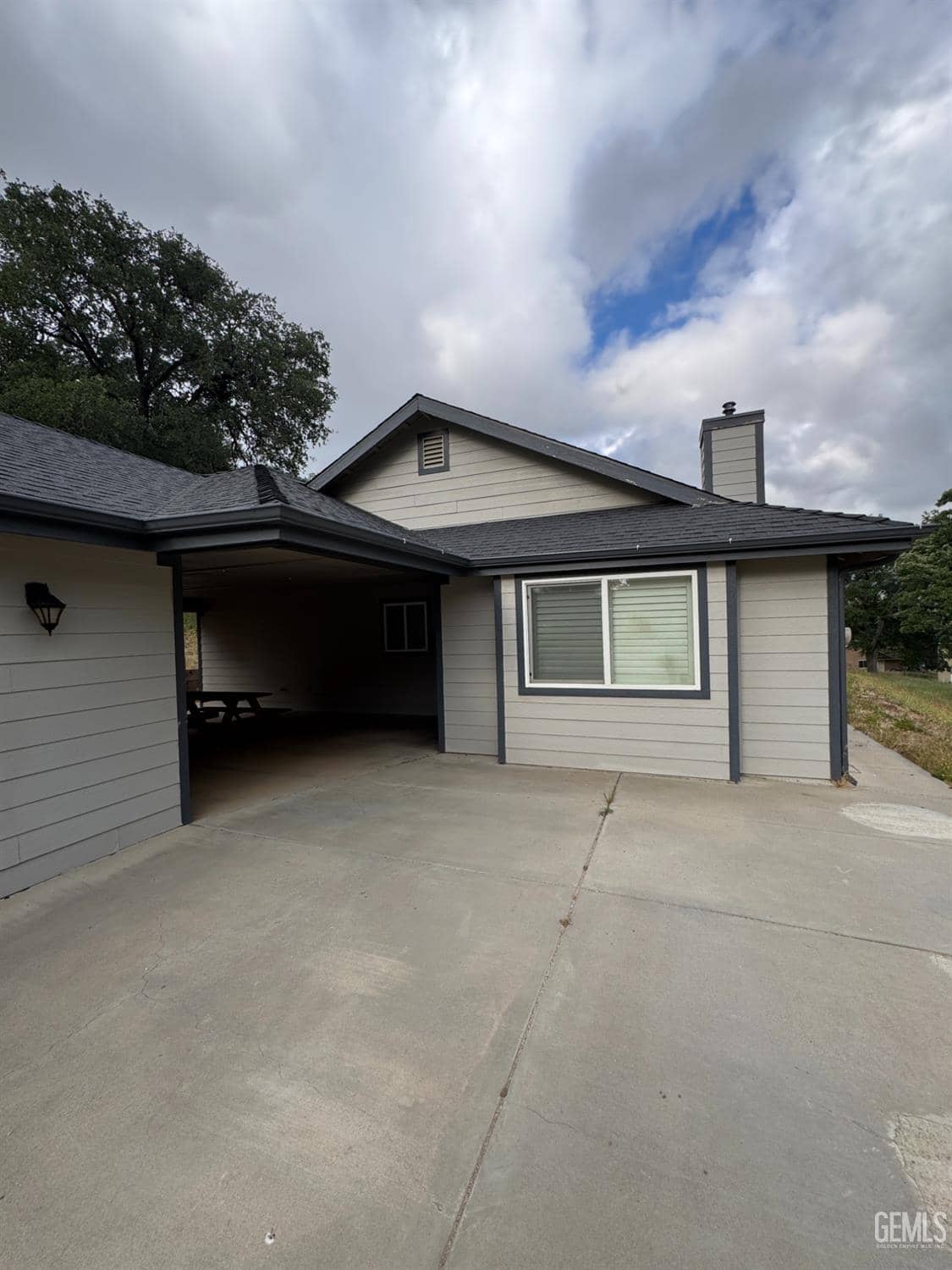 22477 Zurich Drive — photo 3