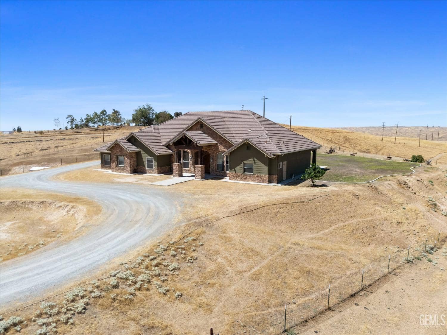340 Amberhill Lane — photo 6