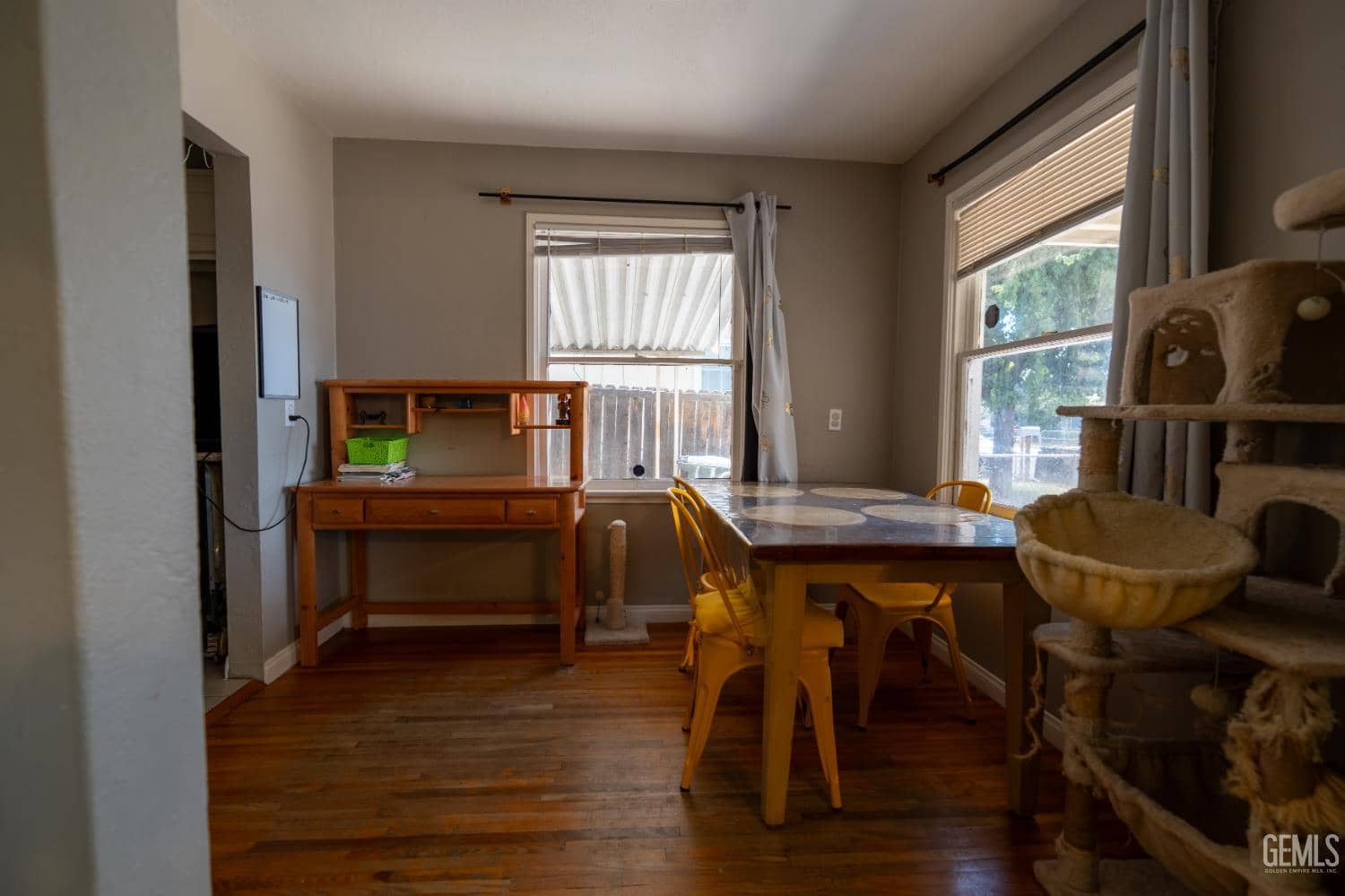 424 Wilson Avenue — photo 4