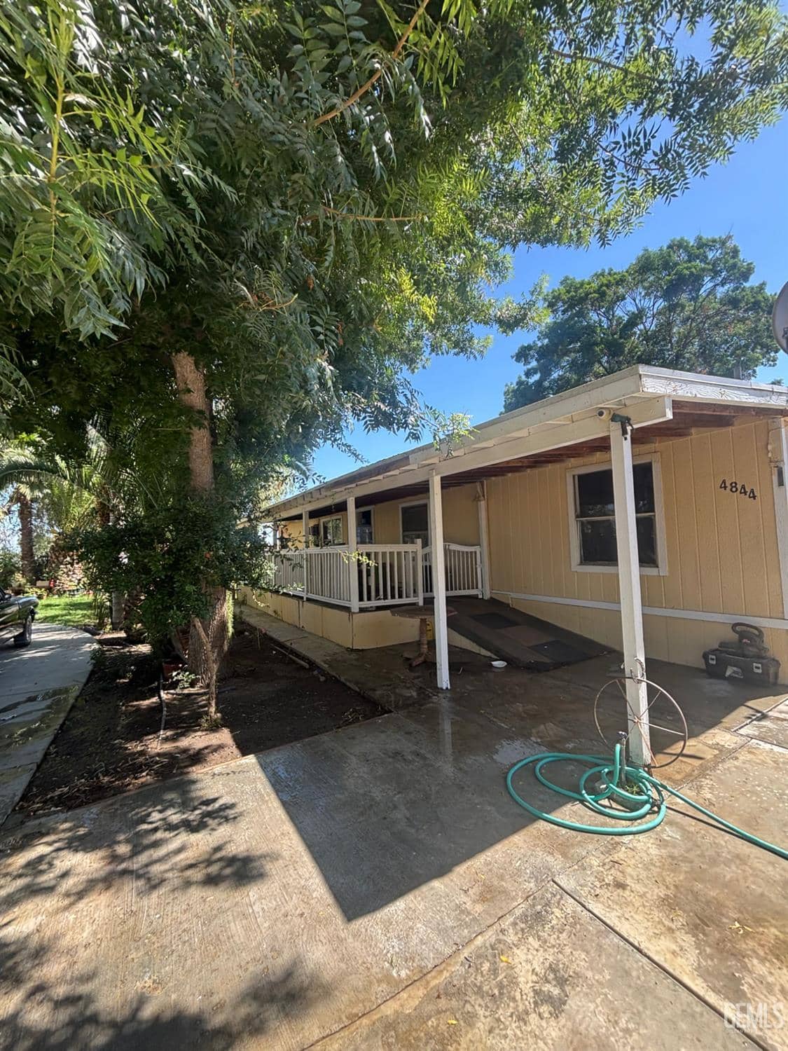4844 Banning Street — photo 2