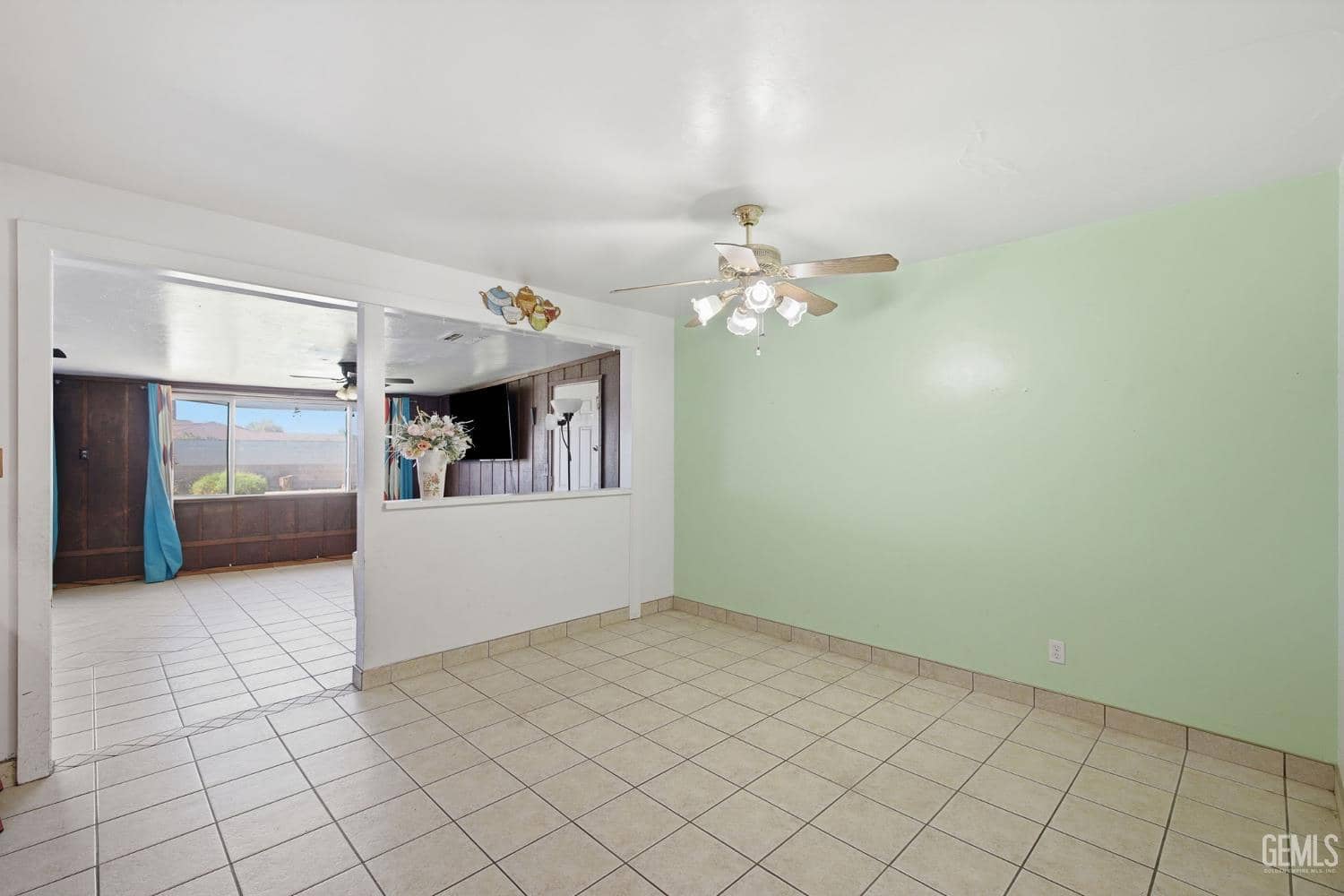 923 Devore Avenue — photo 4