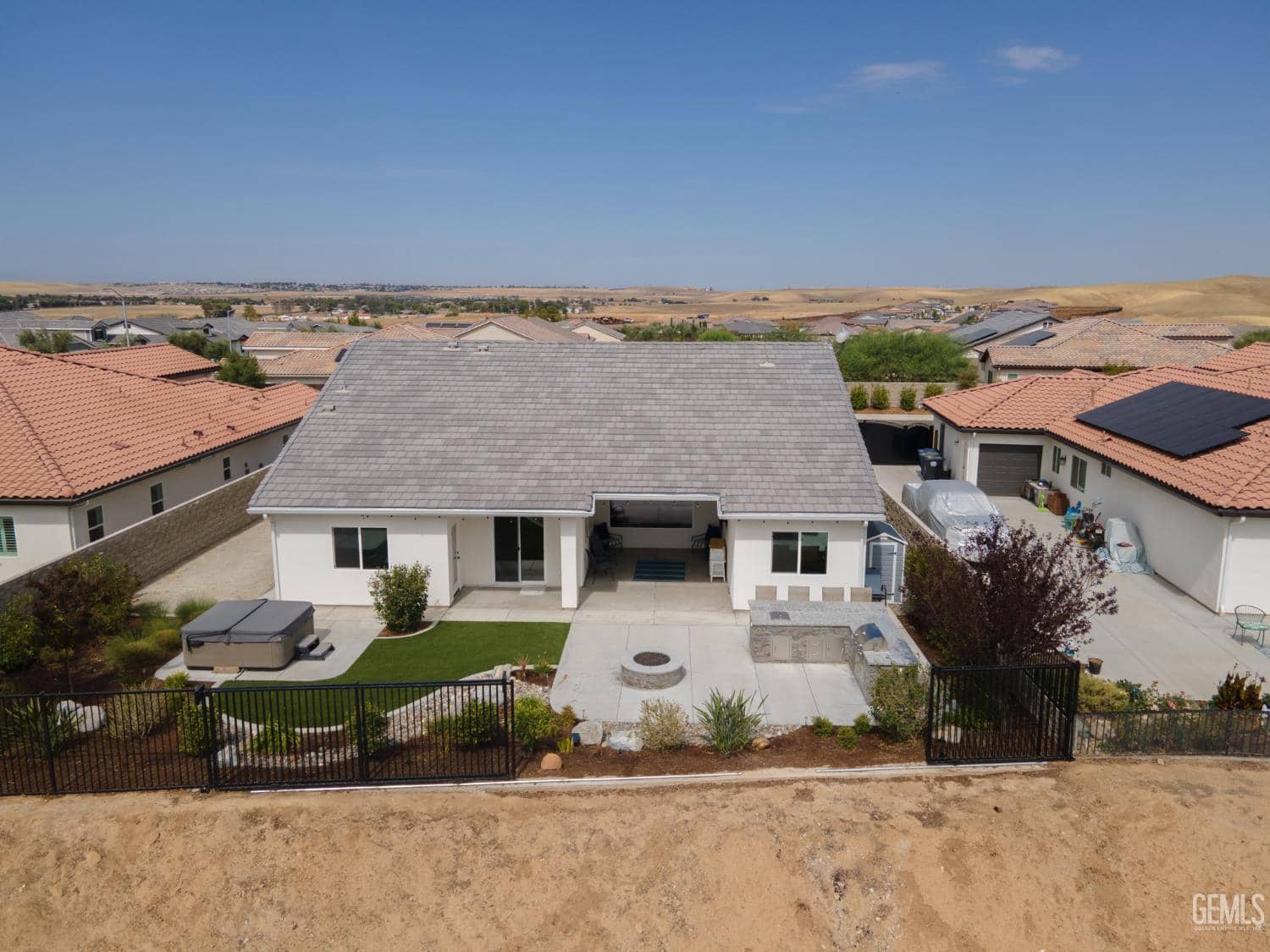 6909 Aquamarine Drive — photo 4