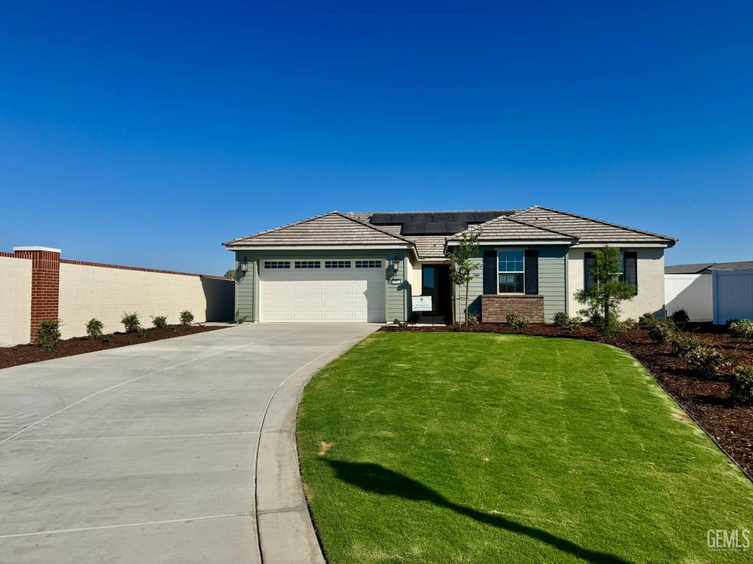 2104 Silkstone Court