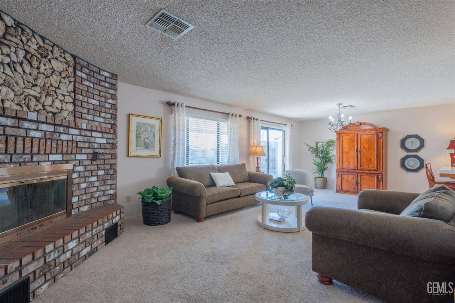 11101 Baron Avenue — photo 4
