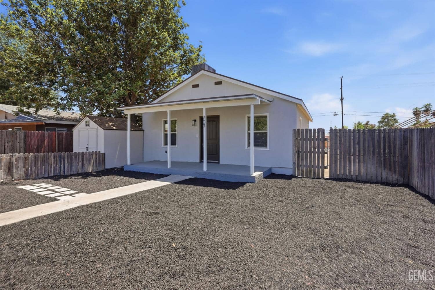 707 Lincoln Avenue — photo 2