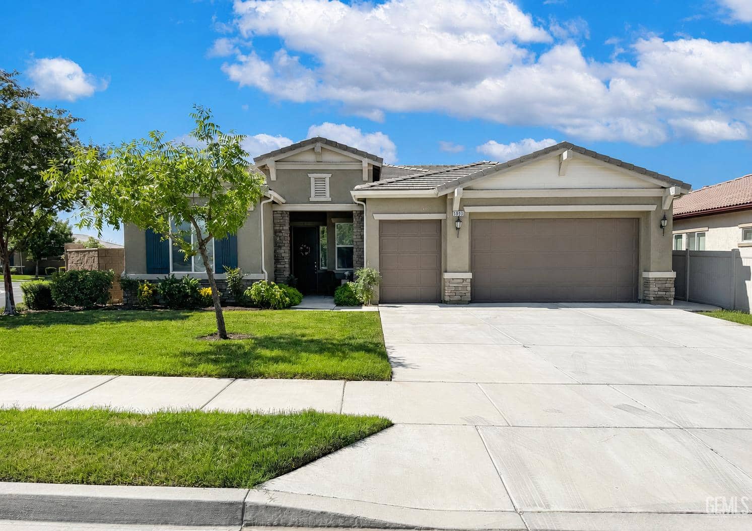 9809 Naples Place