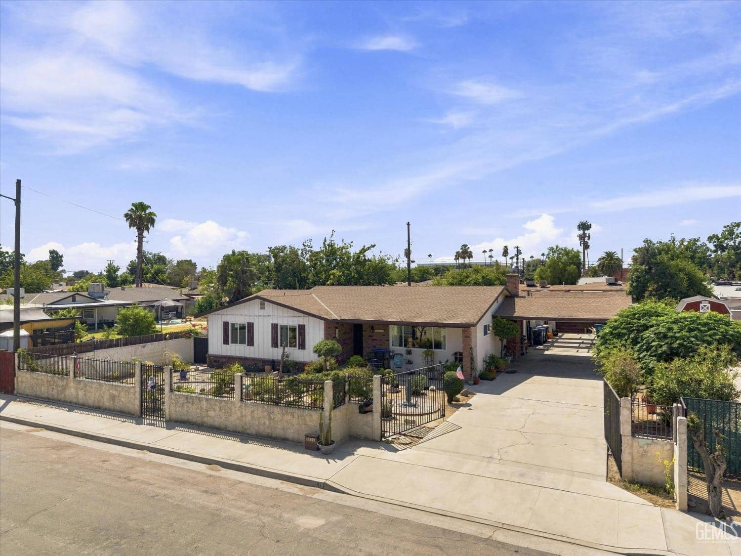 2611 Radiance Drive — photo 2