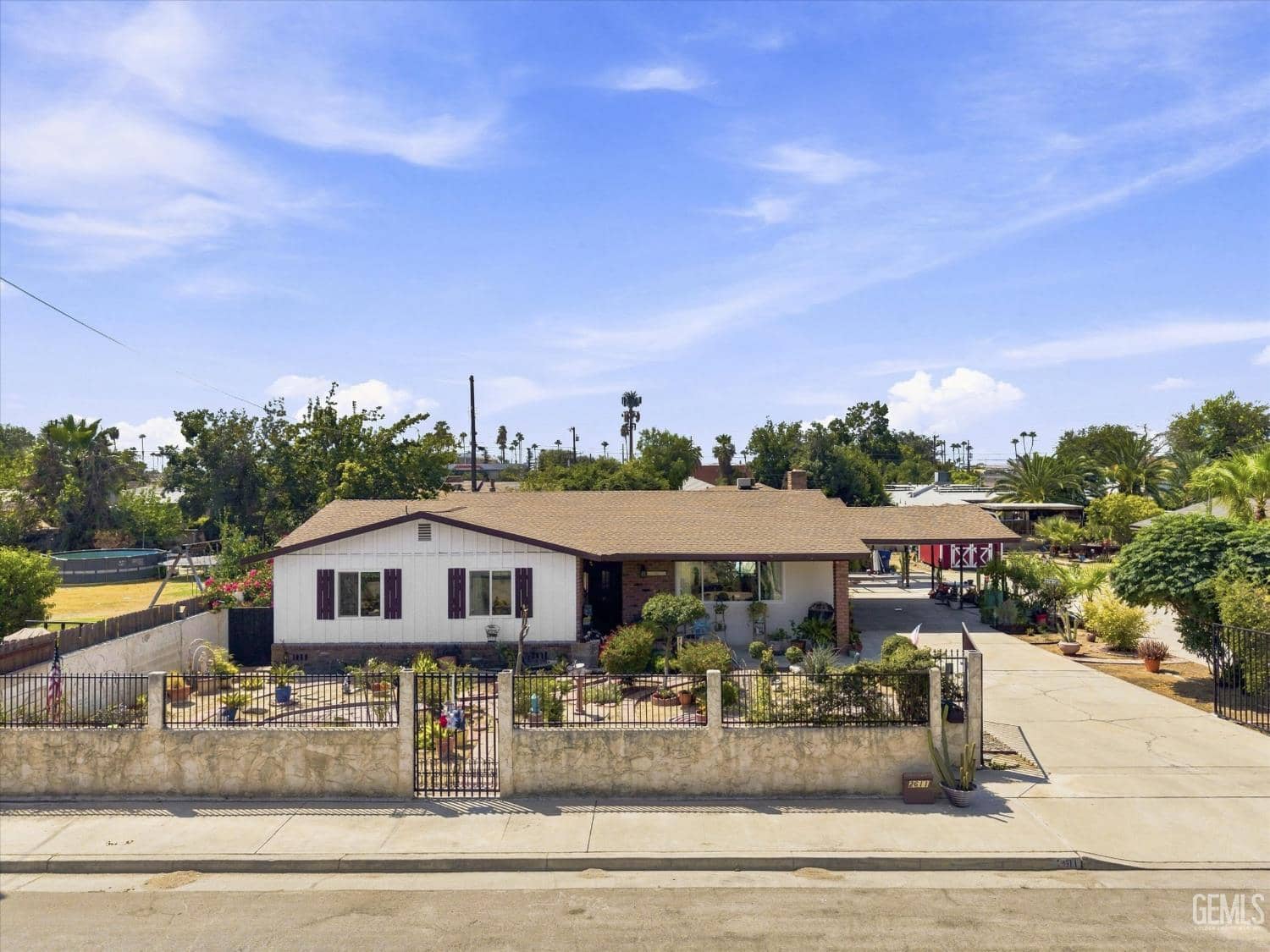 2611 Radiance Drive
