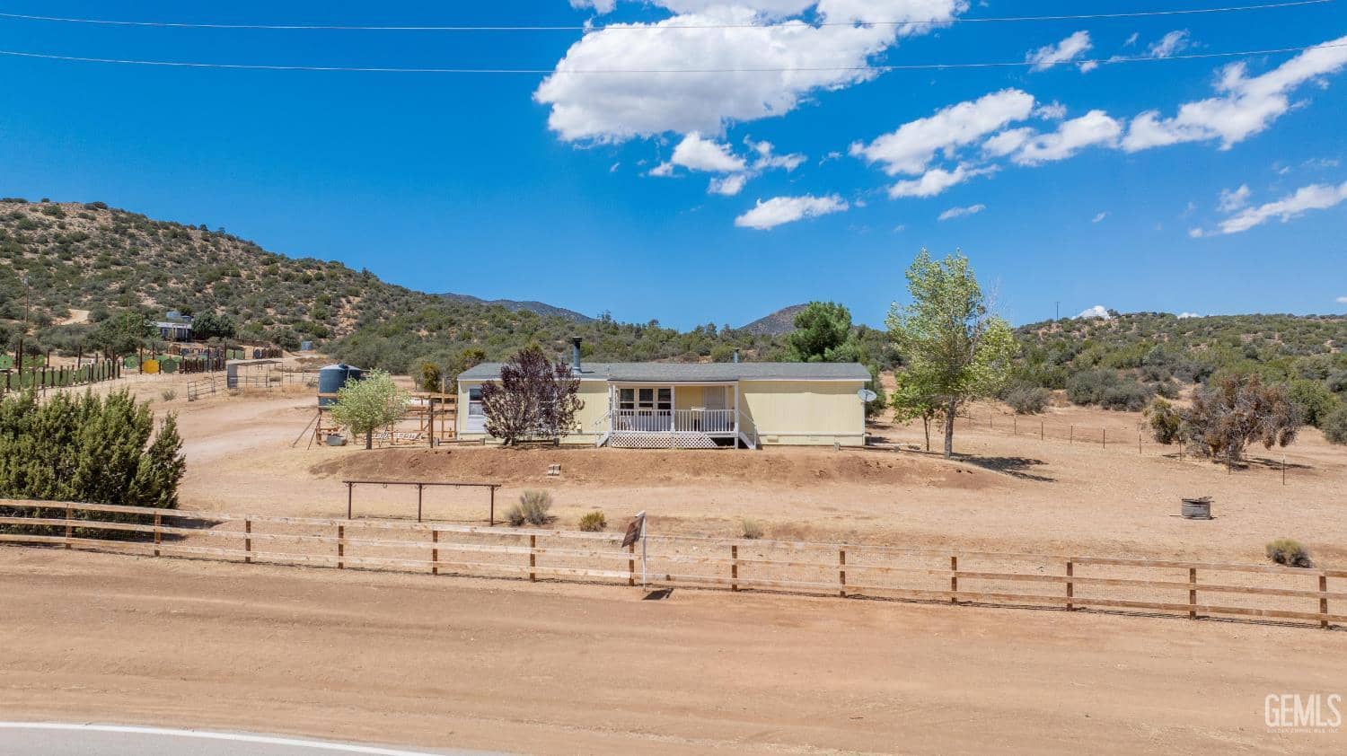 12815 Umtali — photo 2