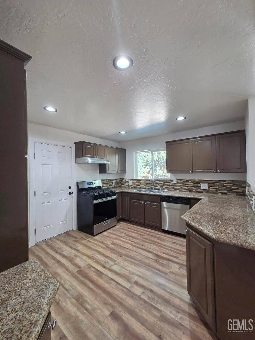 17660 Arlington Place — photo 5