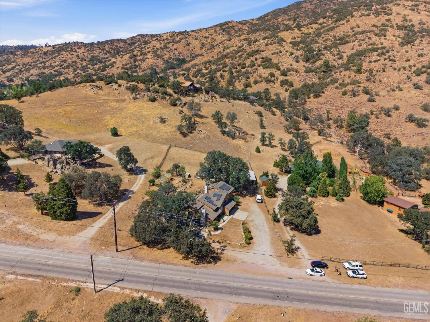 26001 Bear Valley Road — photo 6