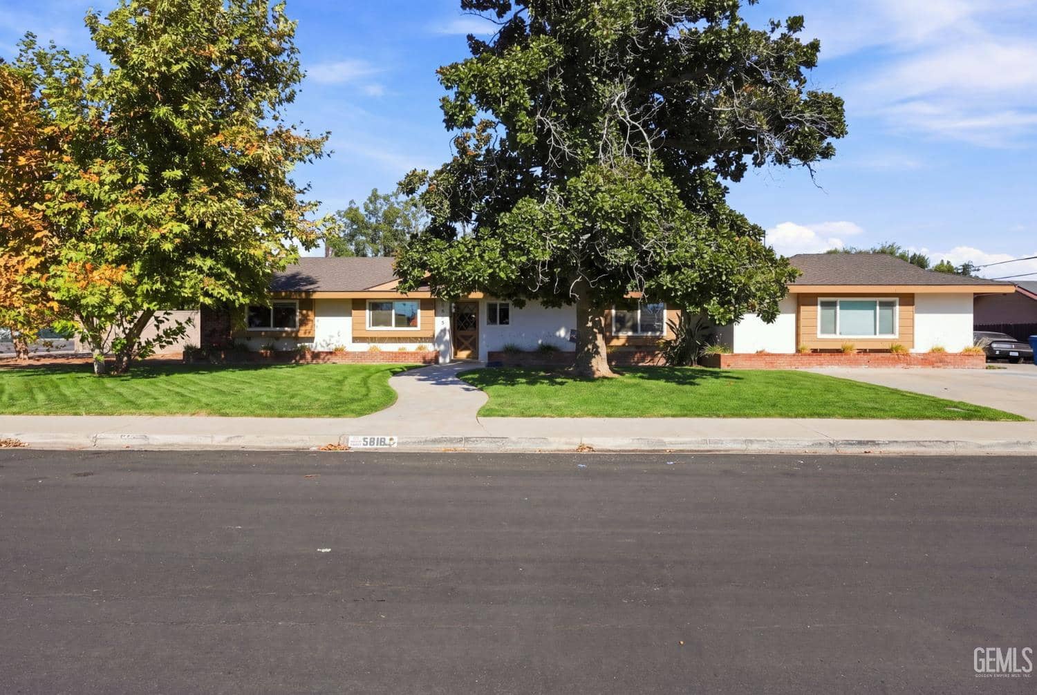5816 Sandalwood Street — photo 3