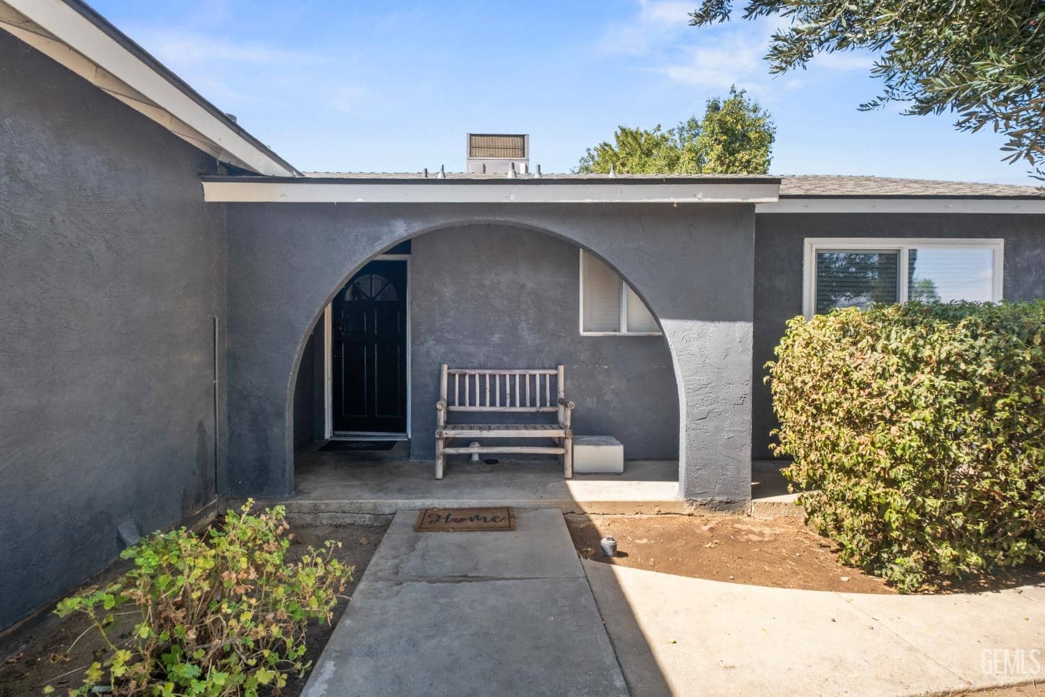 6904 Cedarcrest Avenue — photo 5