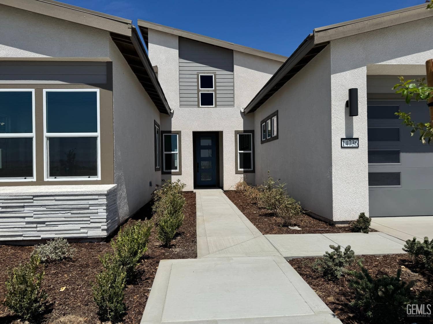 14736 Whittington Street — photo 2