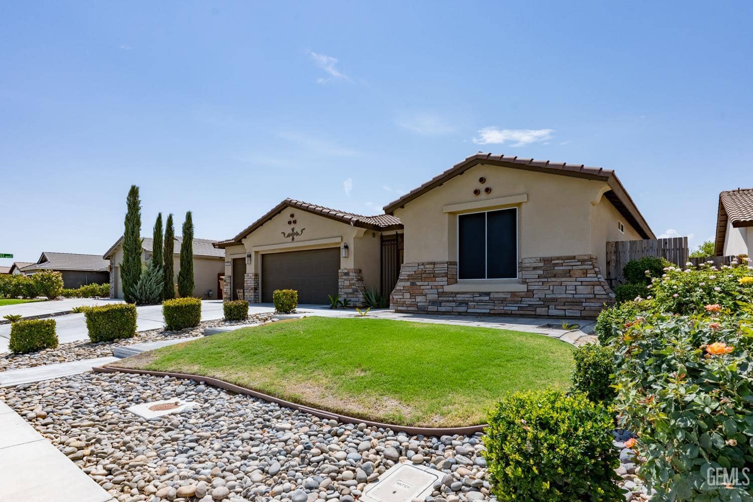 7903 Bandelier Drive — photo 2
