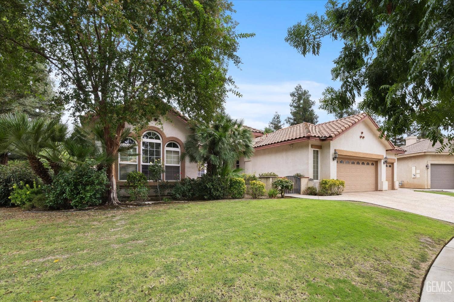 10117 Brigadoon Rose Street — photo 2