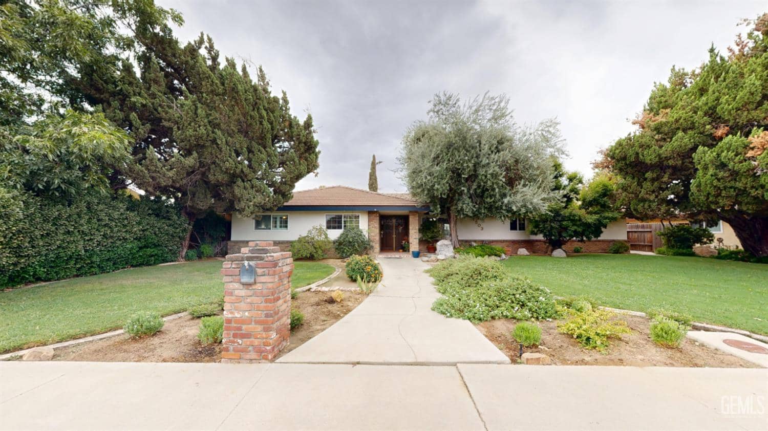 7503 Olive Drive