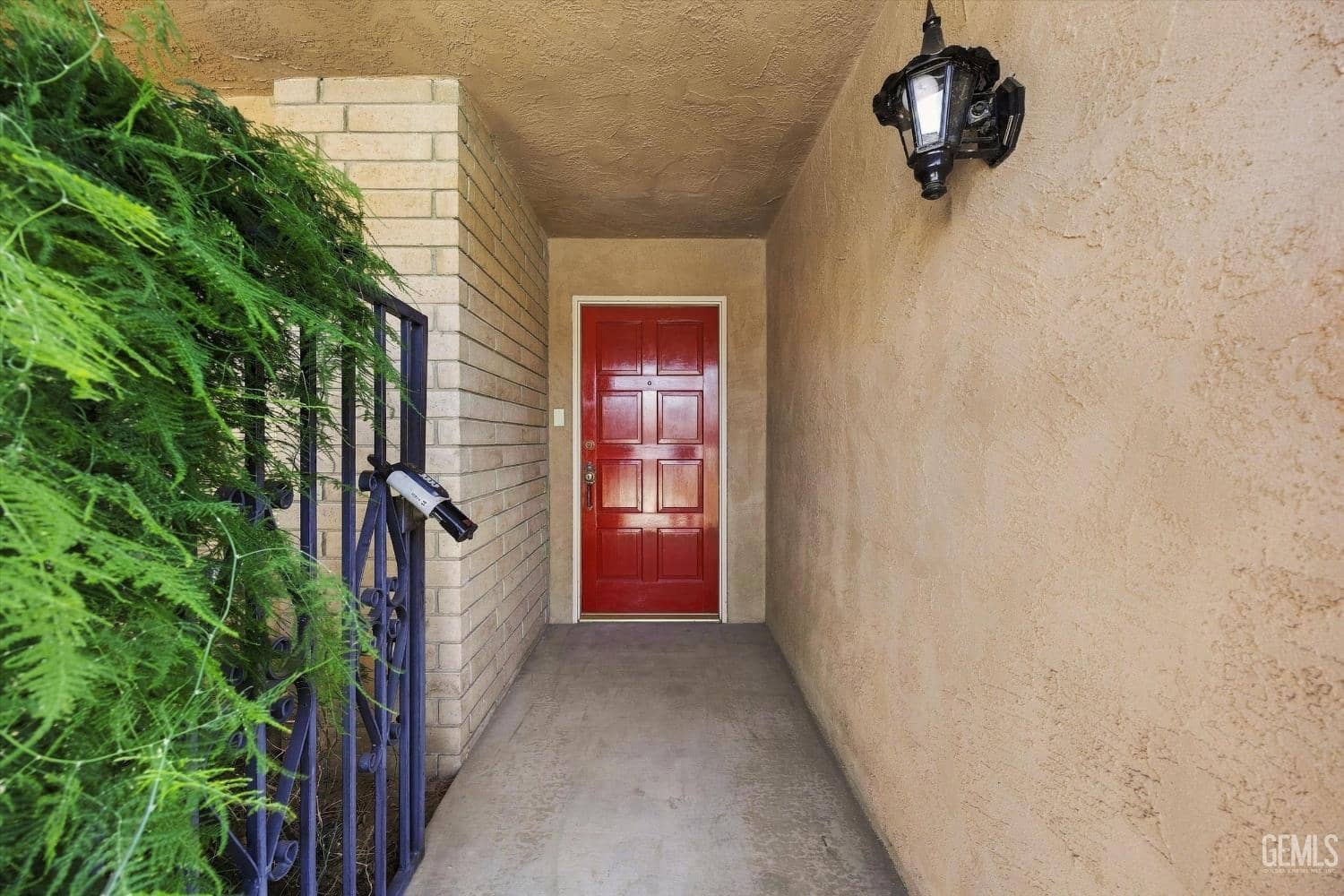 6617 Sly Lane — photo 4