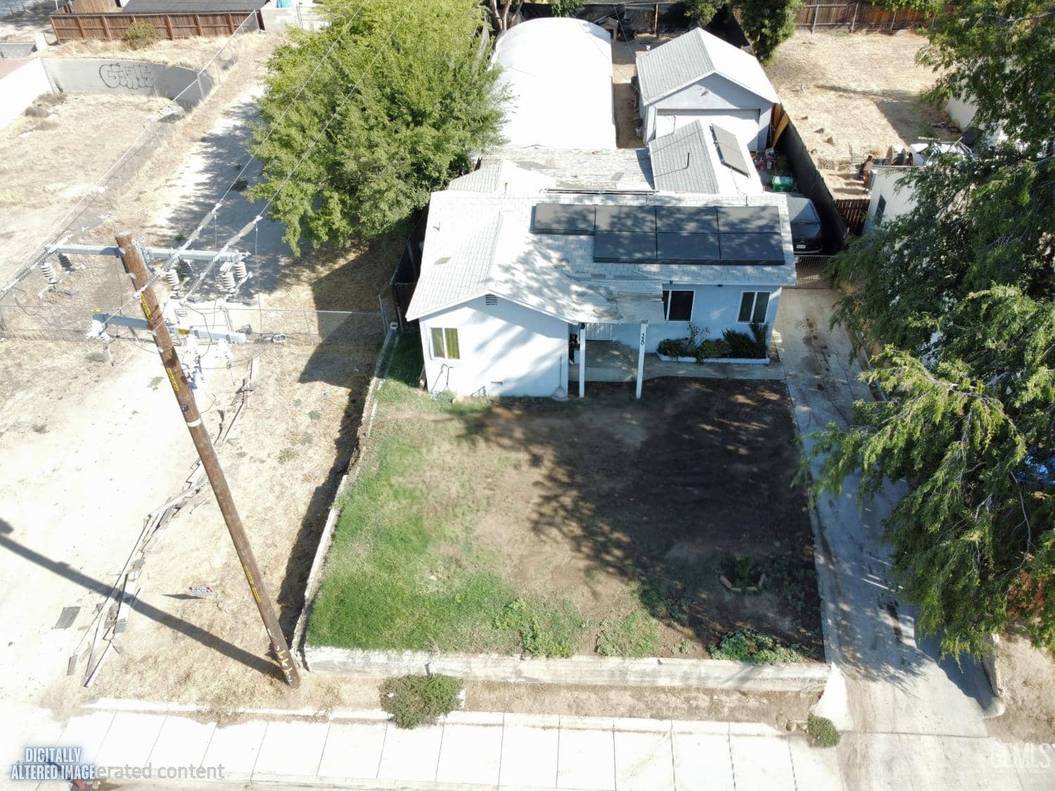 320 Columbus Street — photo 2