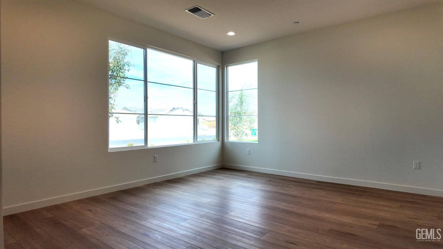 14661 Alpenglow Street — photo 2