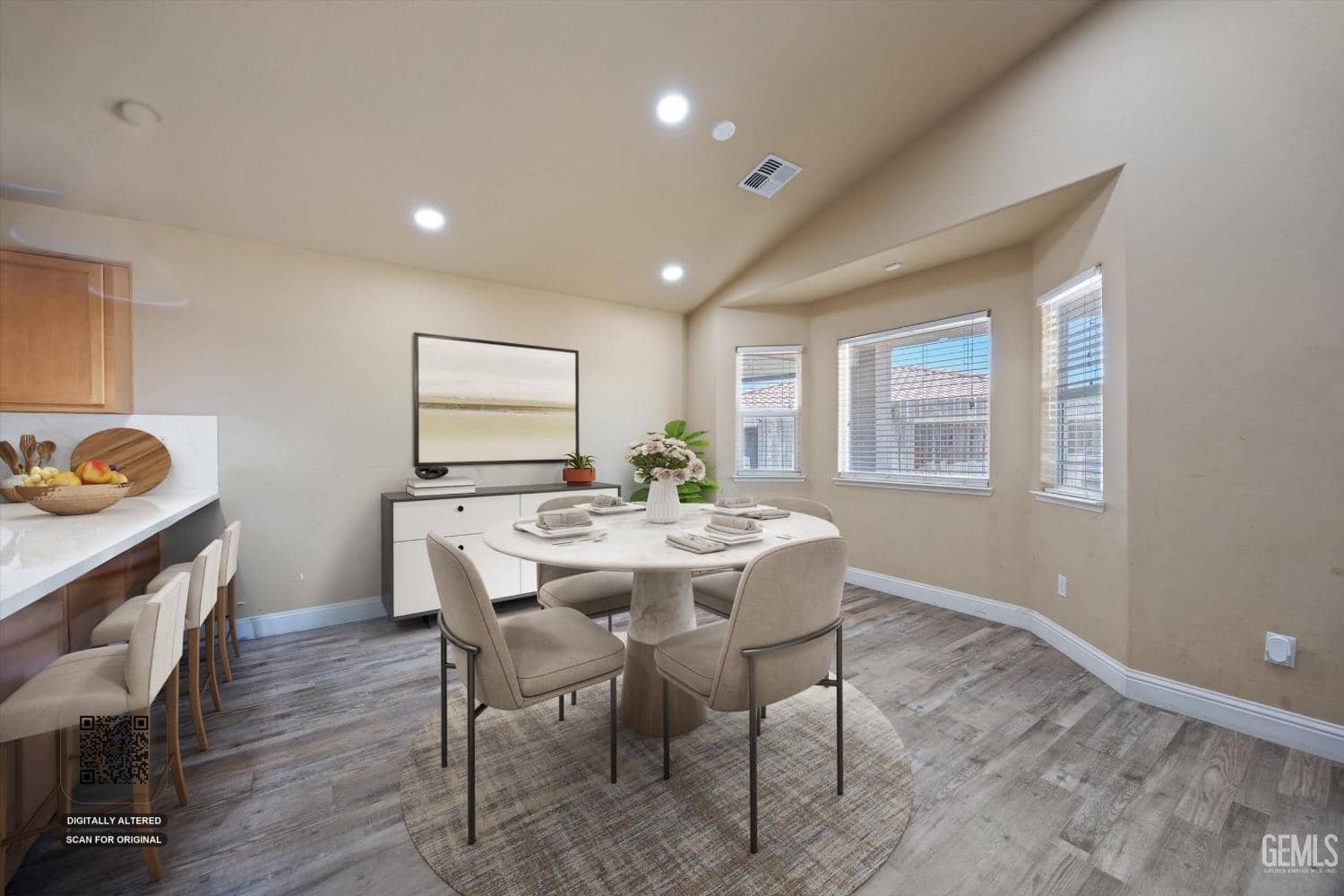 2303 Trentino Avenue — photo 4