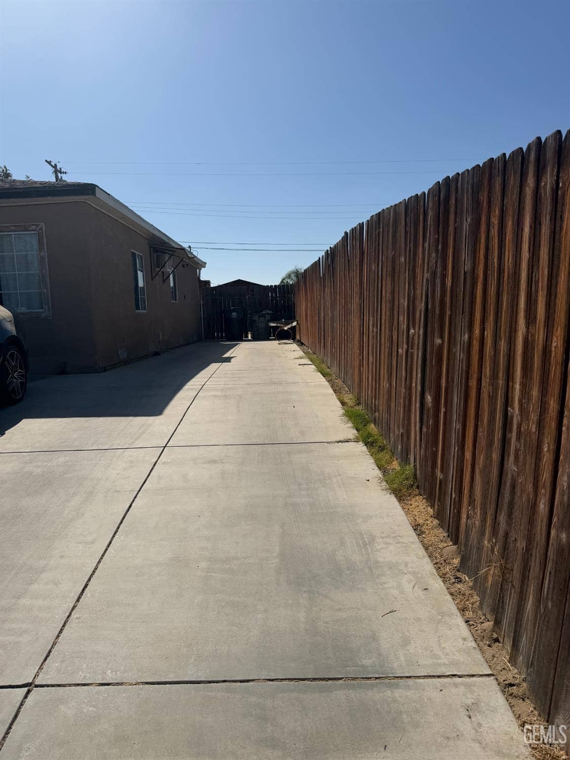 6815 Betty Street — photo 2