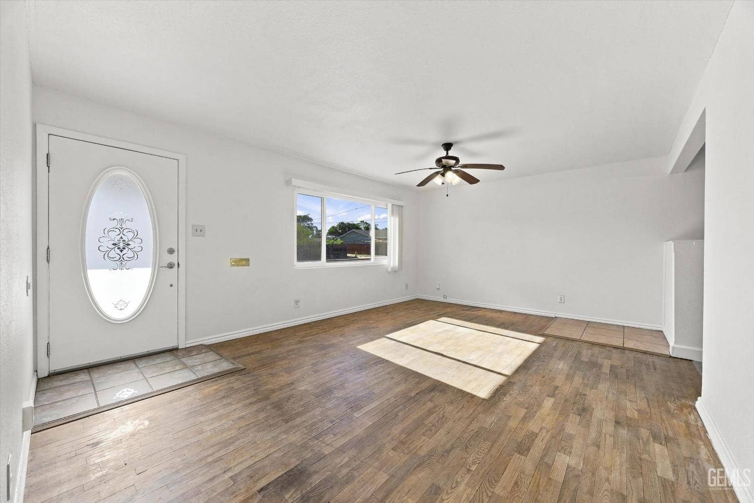 121 N Davis Street — photo 5