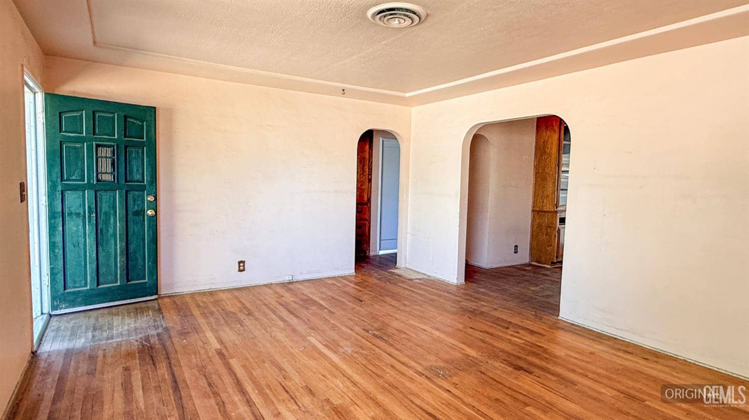 613 Charlana Drive — photo 5