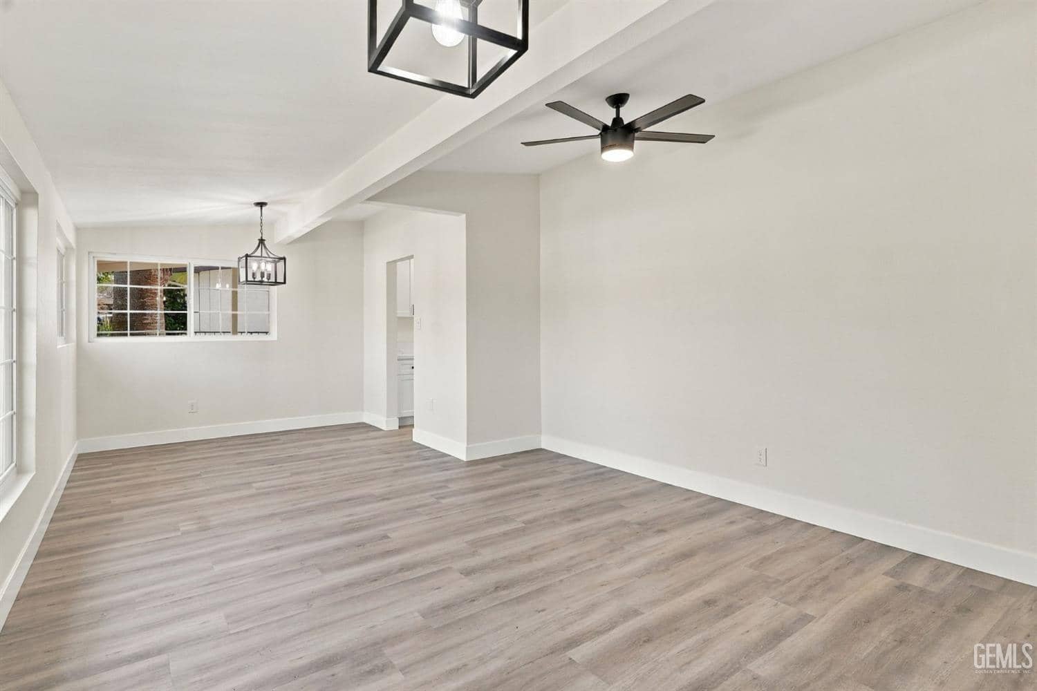 1005 Oberlin Court — photo 5