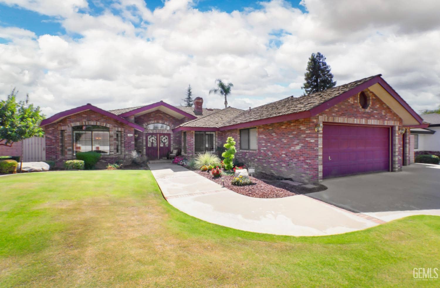 7409 Lovetta Drive — photo 6