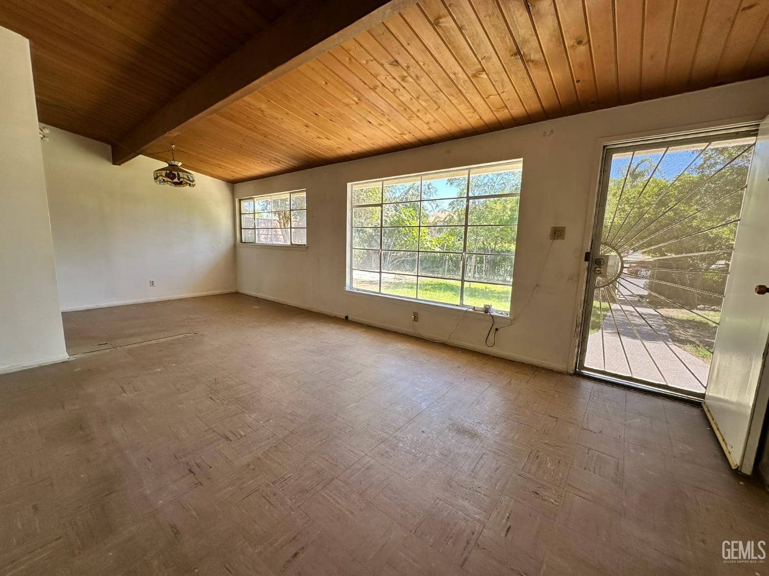 2908 Cornell Street — photo 2