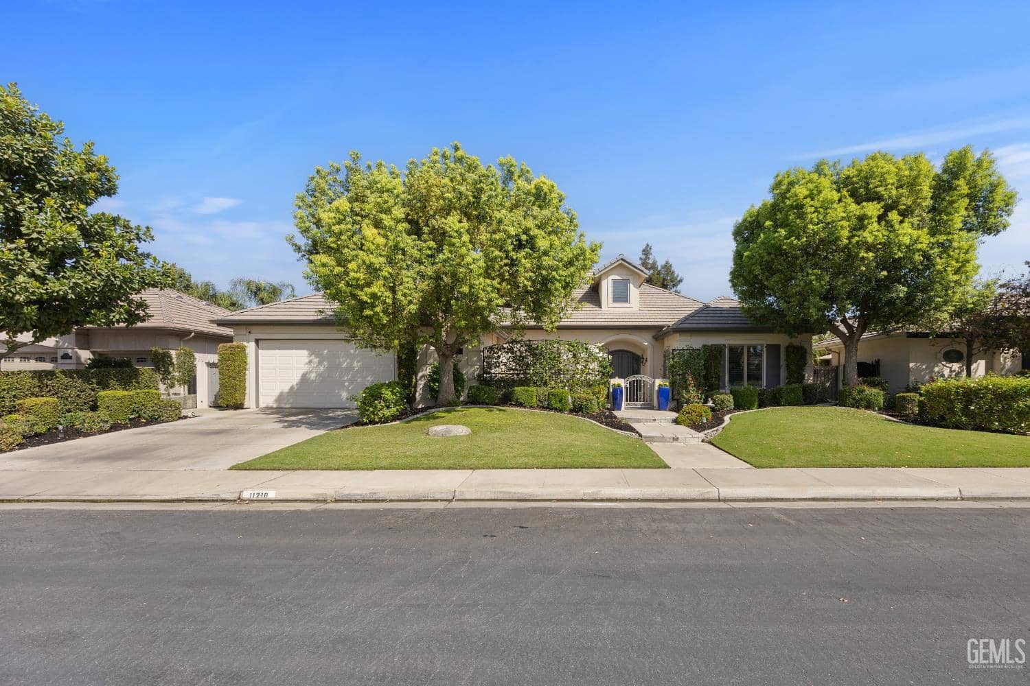 11210 Draper Court — photo 2