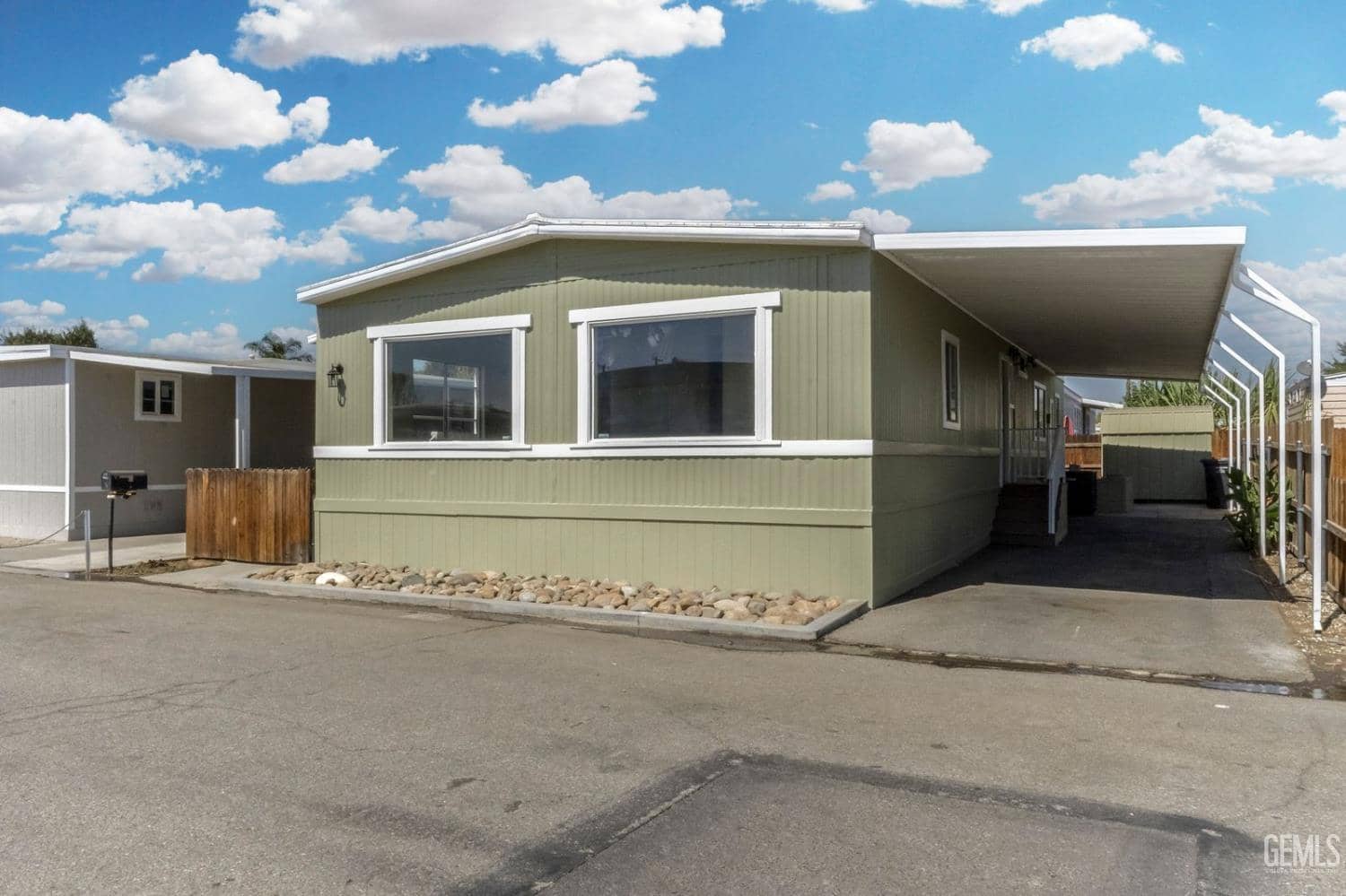 121 Cedarwood Lane — photo 3