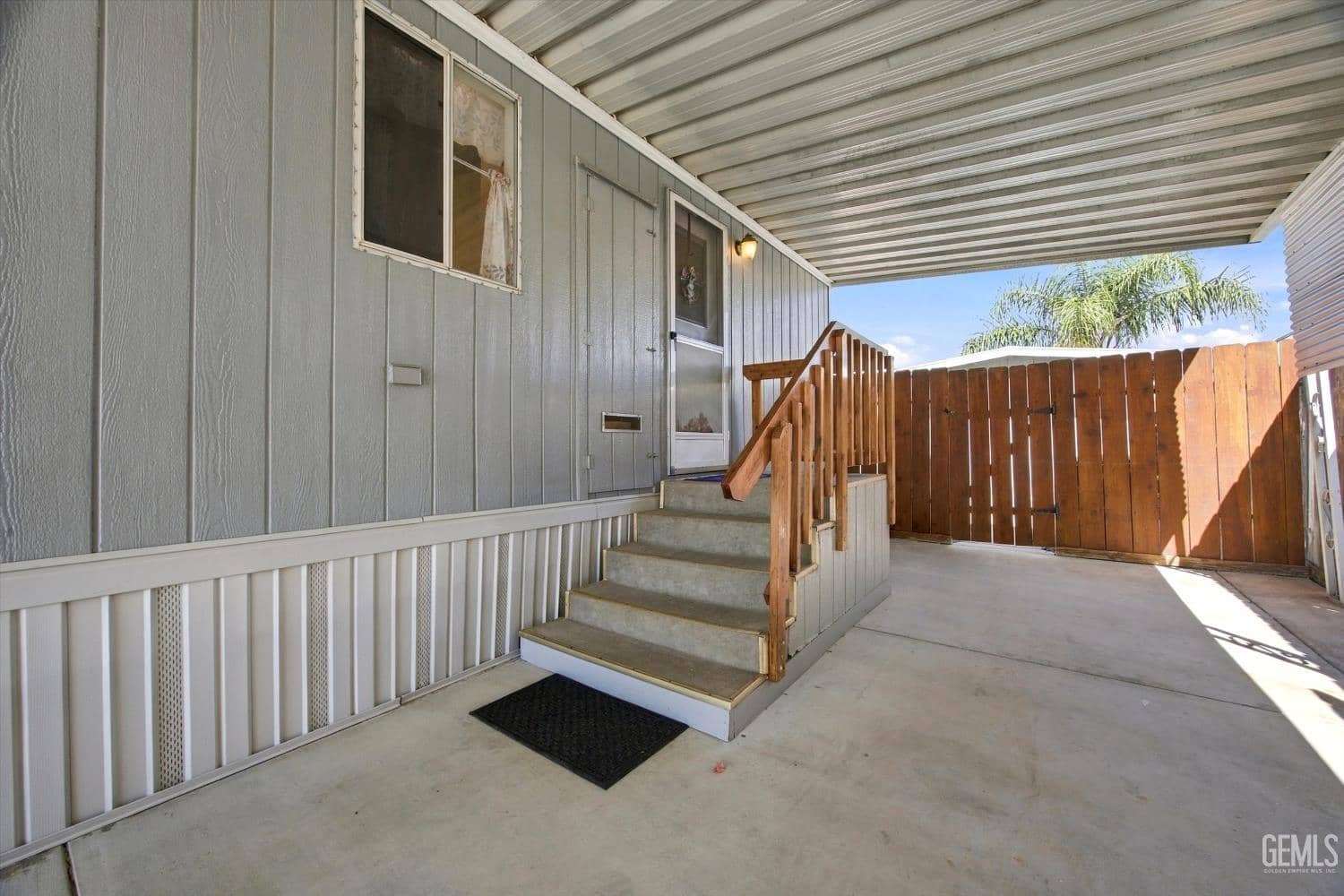 1301 Taft Highway — photo 4