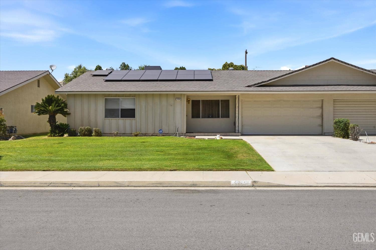 5720 Cypress Point Drive — photo 2