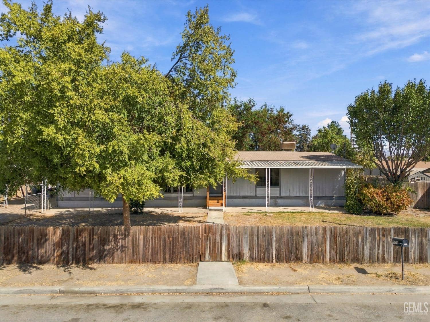 8870 Hudson Place — photo 2