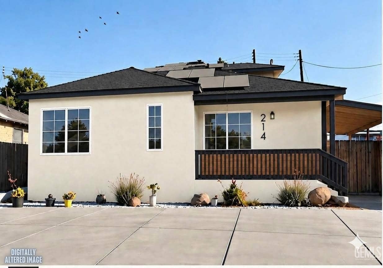 214 LOWELL Drive