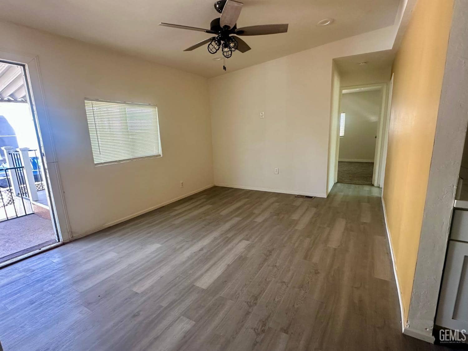 6601 Eucalyptus Drive — photo 3