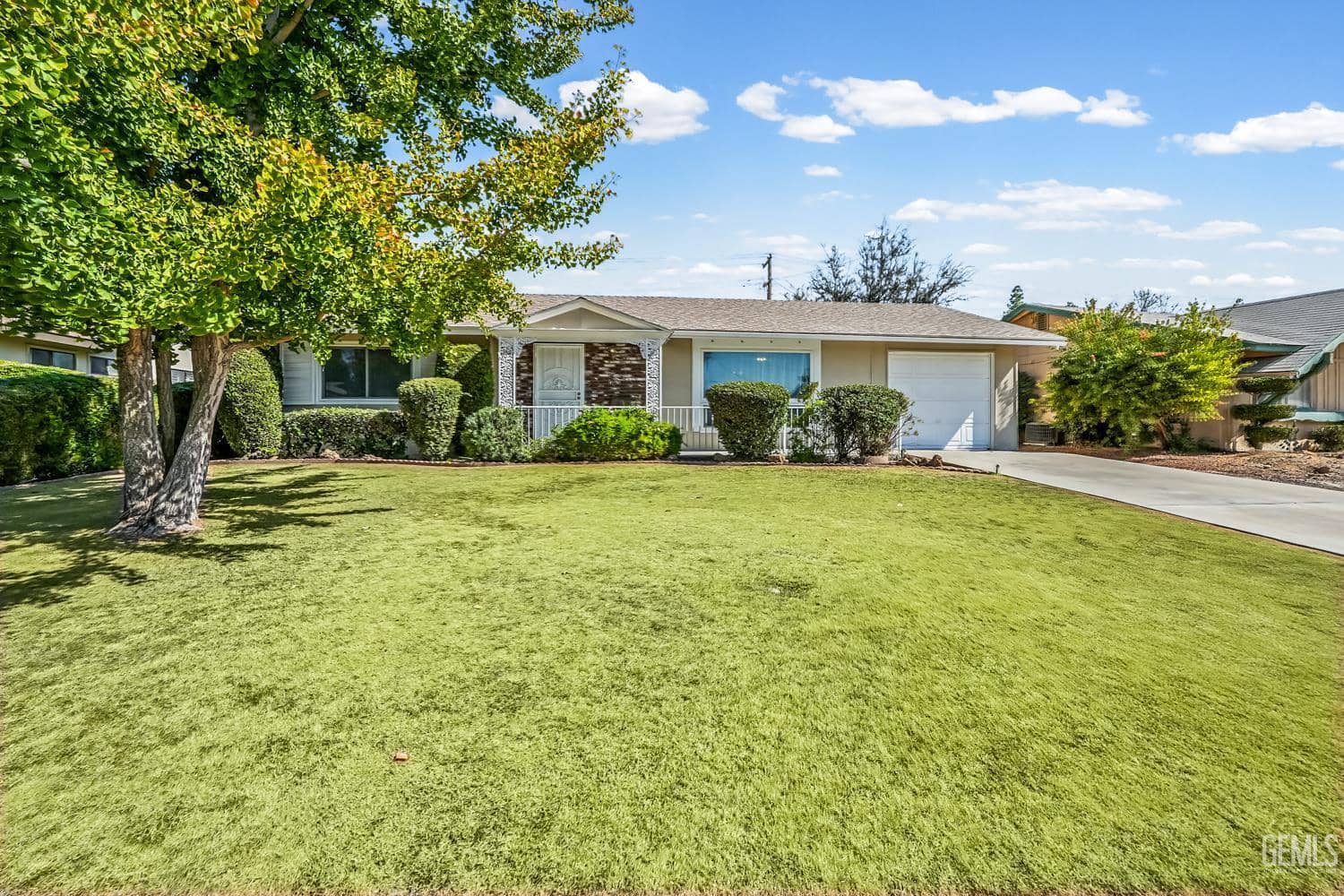 1004 Bermuda Street — photo 2