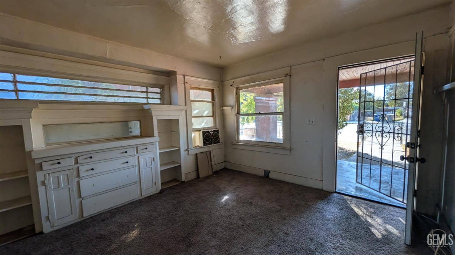 810 N Street — photo 4